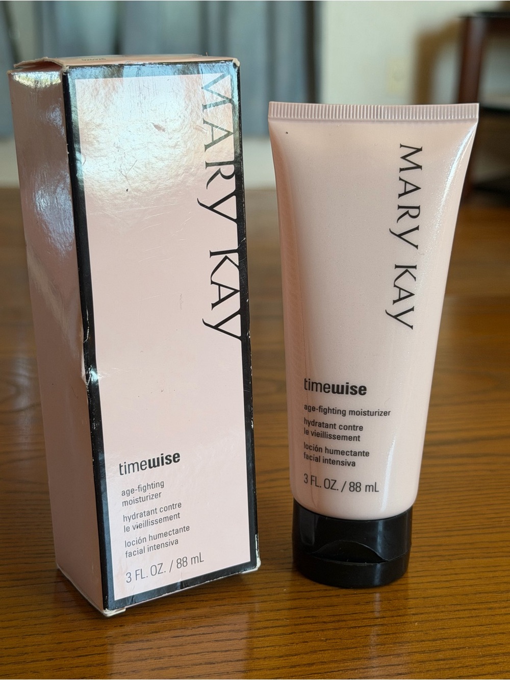 Mary Kay Timewise Age-Fighting Moisturizer Facial Moisturizer, 3 fl oz / 88 mL